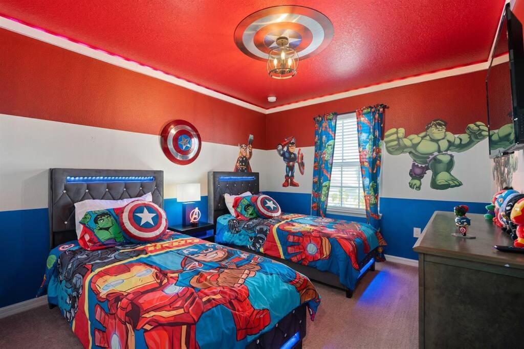 Family Fun Retreat Themed Rooms Free Arcade Pool Davenport Exterior photo